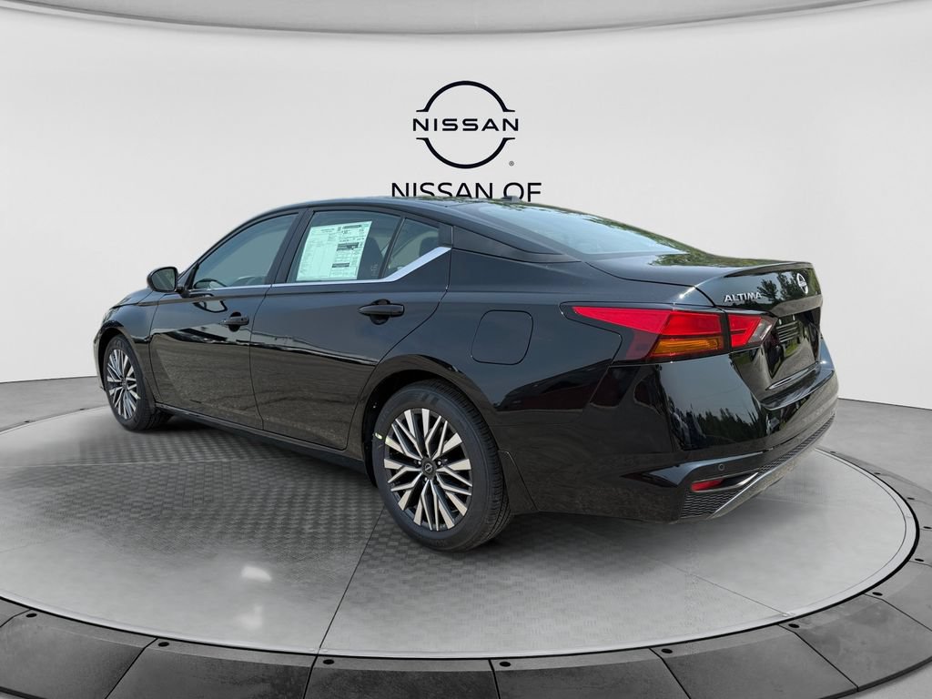 New 2026 Nissan Altima 2.5 SV FWD image 3