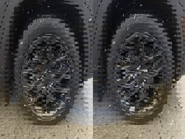 Used 2023 Jeep Grand Cherokee L Summit image 18