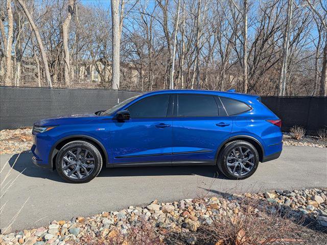 Used 2023 Acura MDX A-Spec image 2