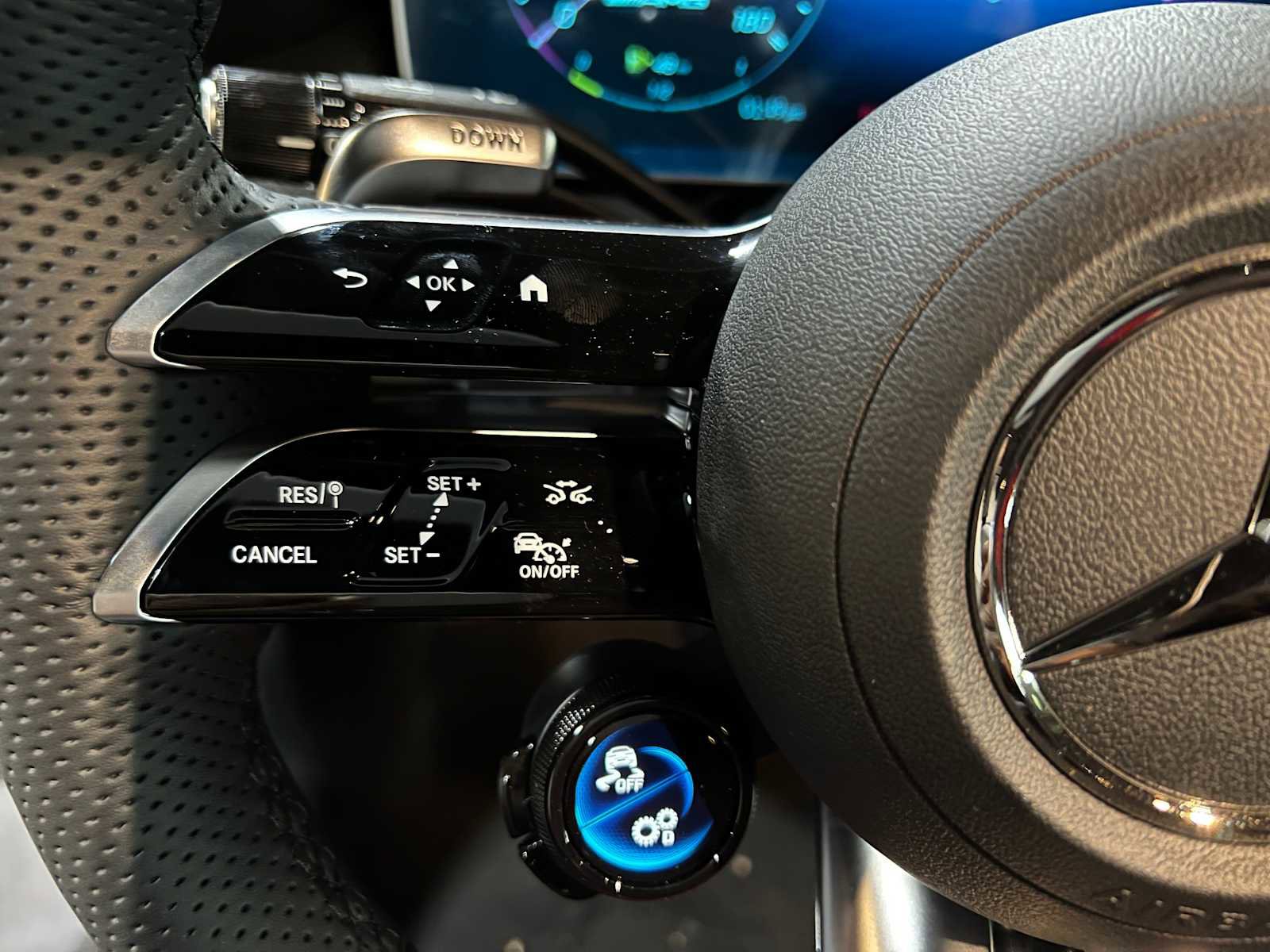 New 2026 Mercedes-Benz GLC 43 AMG 4MATIC image 28