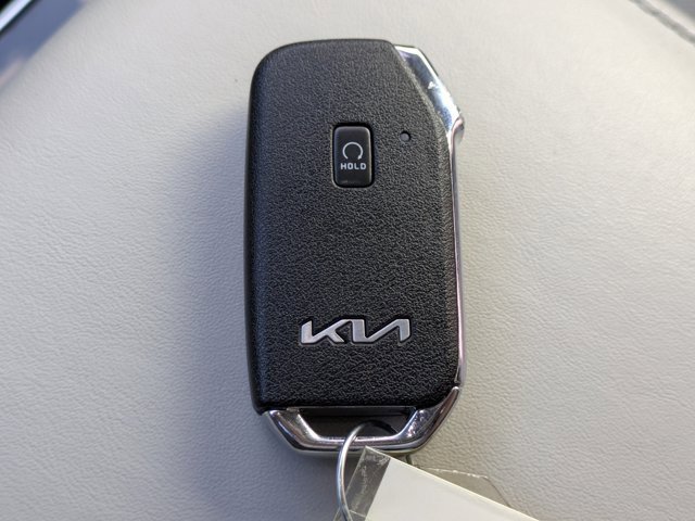 Used 2022 Kia Telluride SX w/ Towing Package image 25