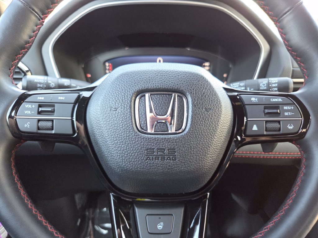 Certified 2025 Honda Pilot Black Edition image 38