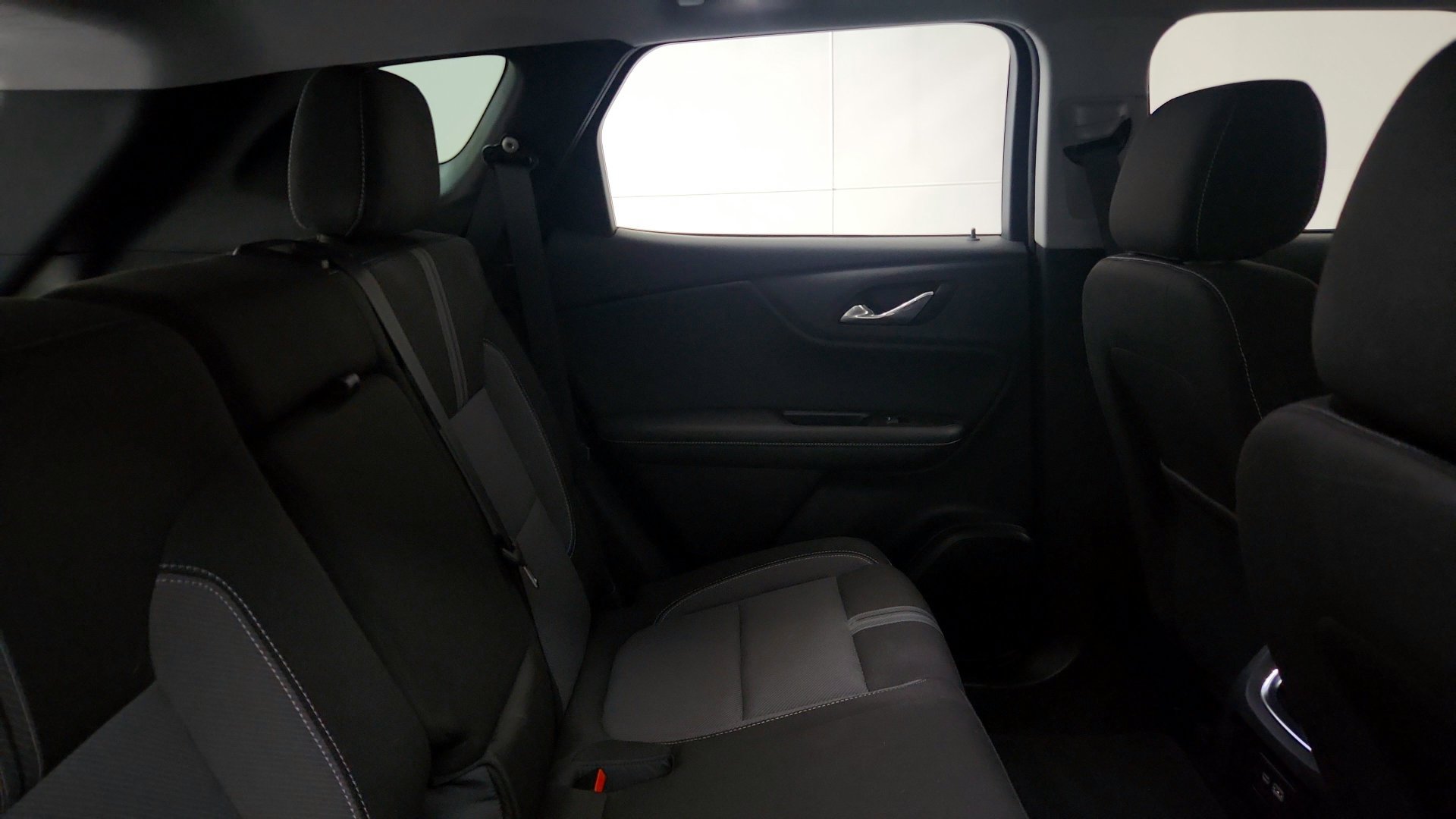 Certified 2024 Chevrolet Blazer LT w/ Convenience Package FWD image 27