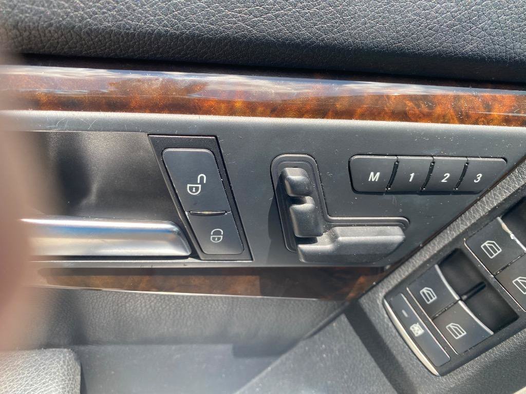 Used 2013 Mercedes-Benz GLK 250 BlueTEC 4MATIC image 36