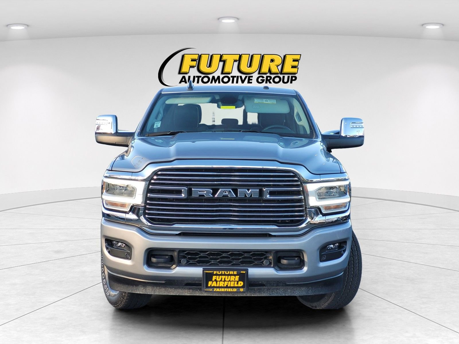 Used 2024 RAM 2500 Laramie AWD/4WD image 4
