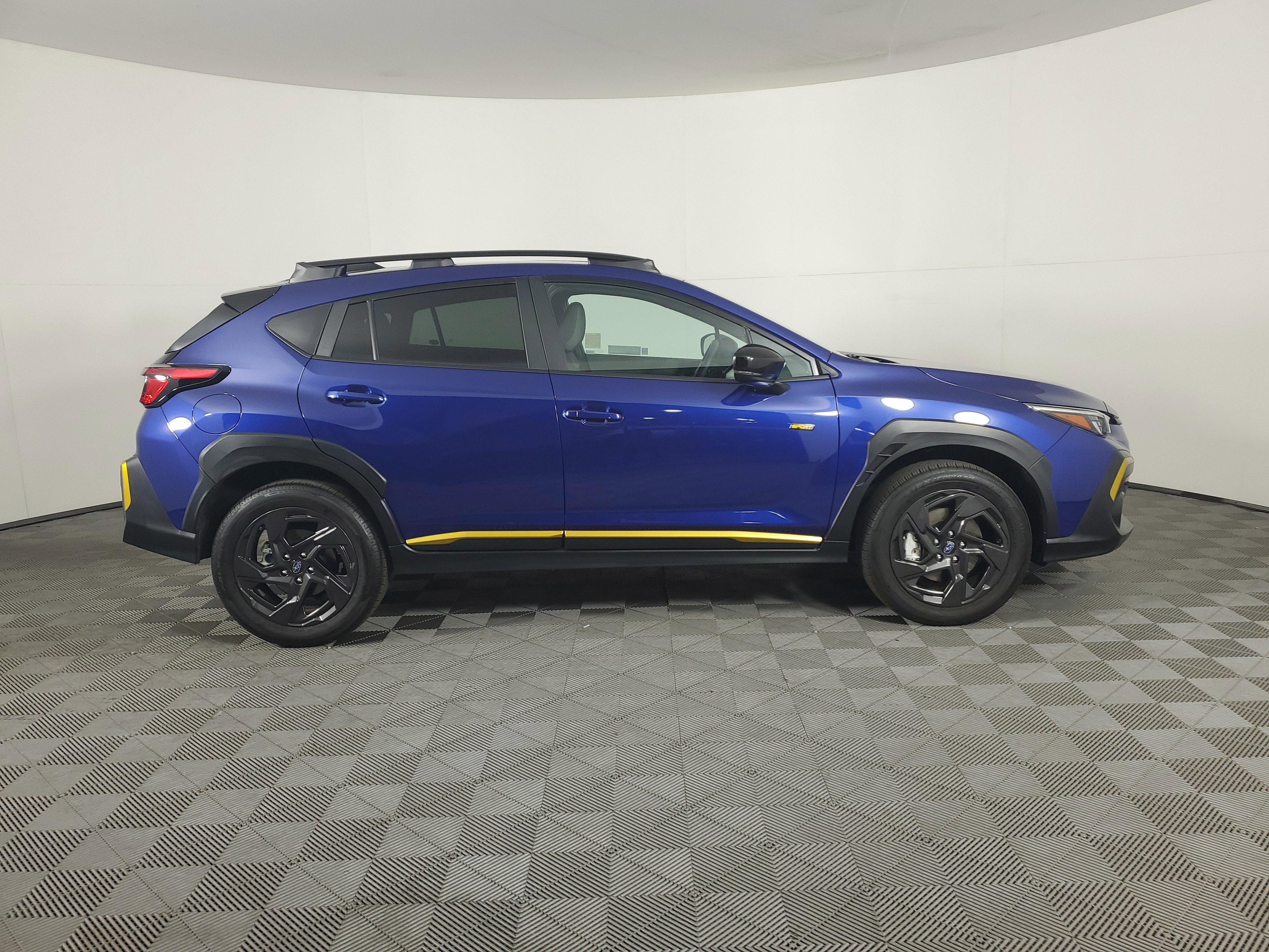 Used 2025 Subaru Crosstrek 2.5i Sport w/ Crosstrek Mirror Package image 3