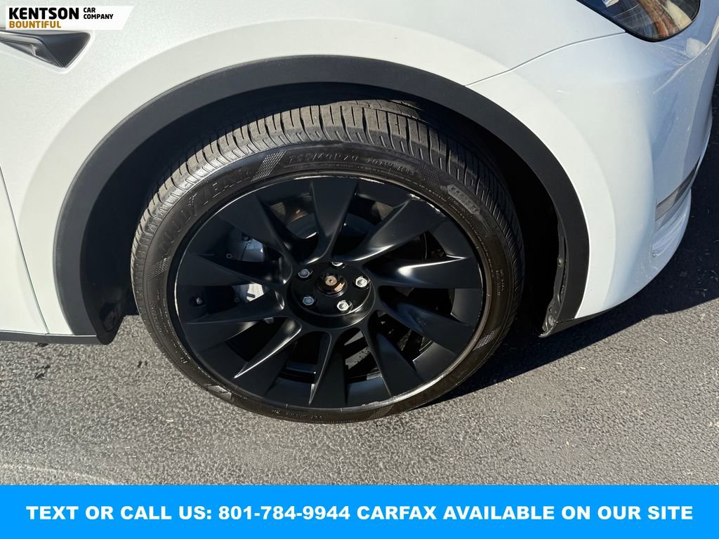 Used 2023 Tesla Model Y Long Range image 15
