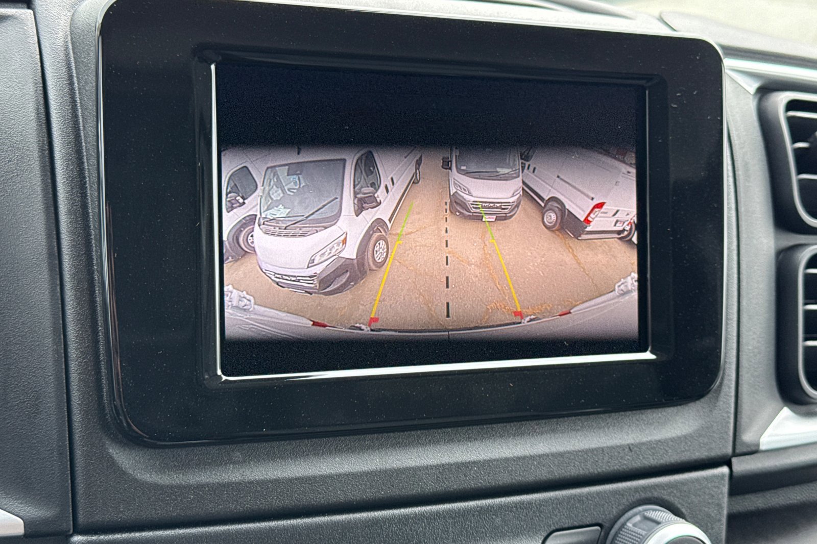 New 2026 RAM ProMaster 2500 w/ Quick Order Package 22G SLT image 17