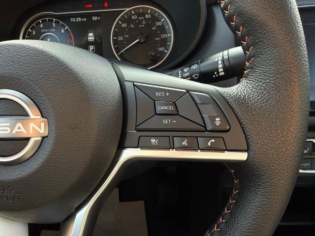 New 2025 Nissan Versa SR w/ Trunk Package image 23