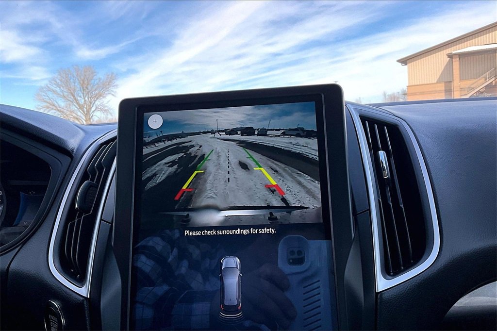 Used 2024 Ford Edge SEL image 19