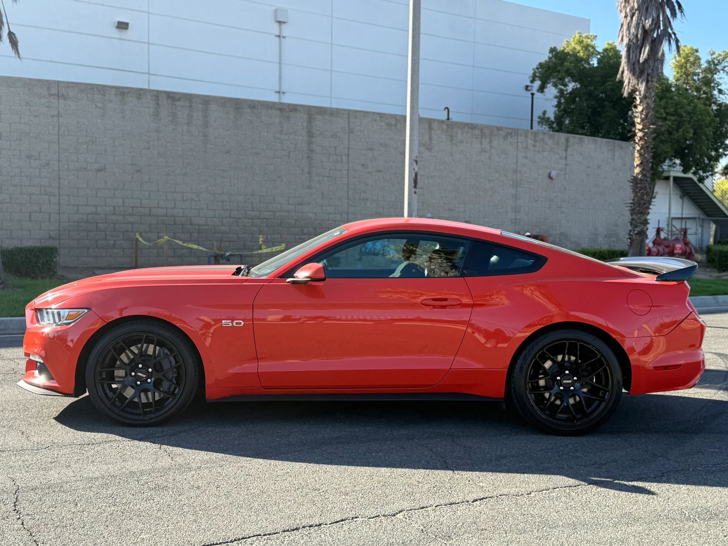 Used 2016 Ford Mustang GT w/ GT Performance Package image 11