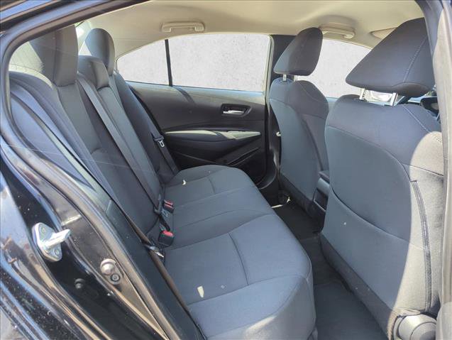 Used 2021 Toyota Corolla LE image 19