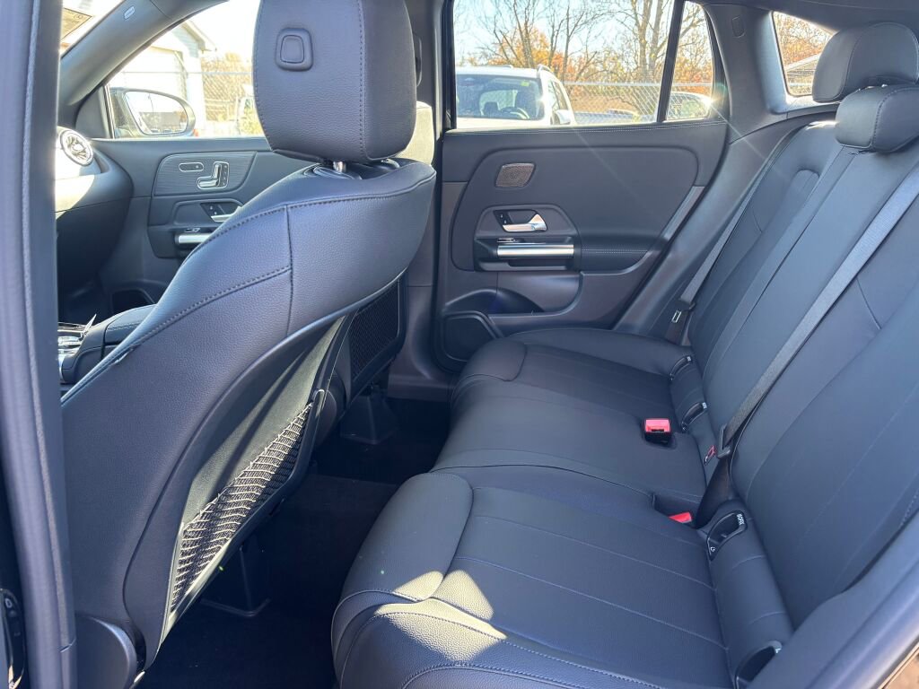 New 2026 Mercedes-Benz GLA 250 4MATIC image 11