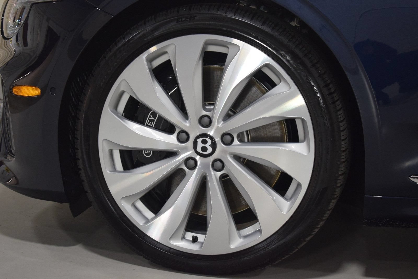 New 2026 Bentley Continental GT AWD/4WD image 17