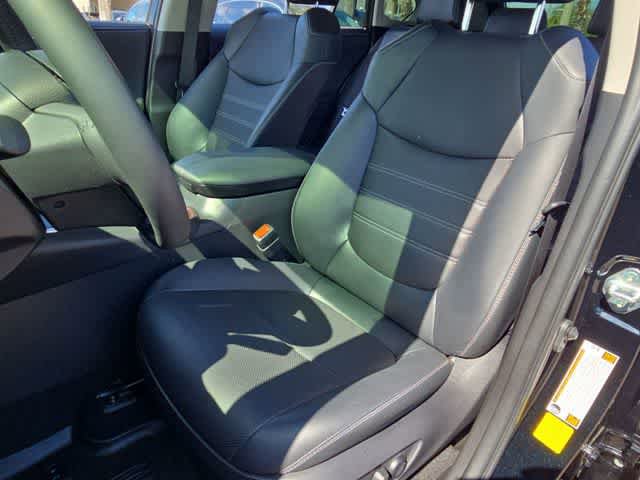 Used 2025 Toyota RAV4 Limited w/ Advanced Technology Package image 19