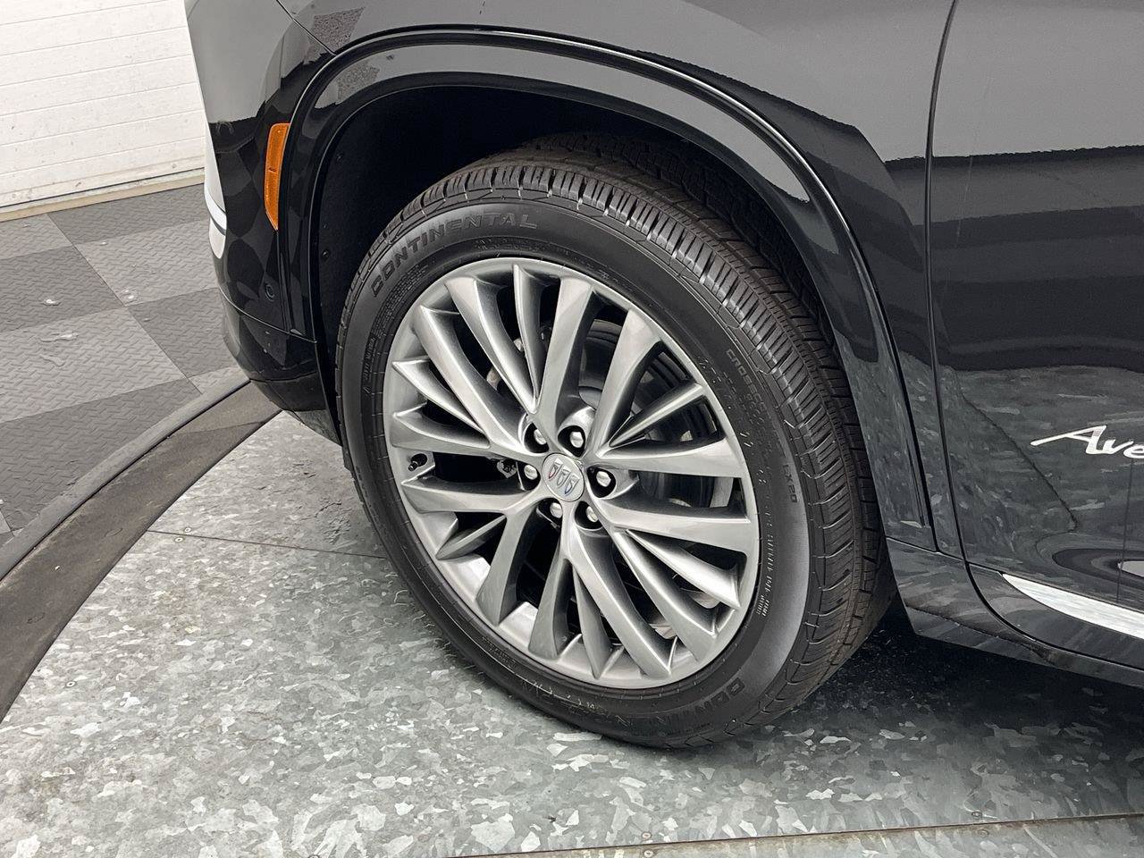 Used 2026 Buick Enclave Avenir w/ Super Cruise Package AWD/4WD image 36