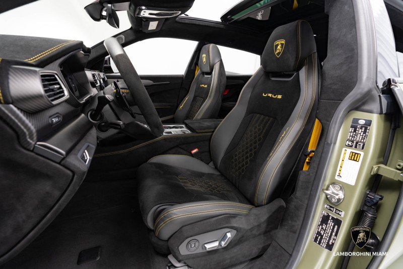 Used 2024 Lamborghini Urus Performante image 46