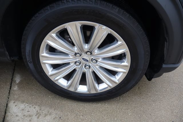 Certified 2024 Ford Explorer Limited w/ Limited Technology Package AWD/4WD image 9