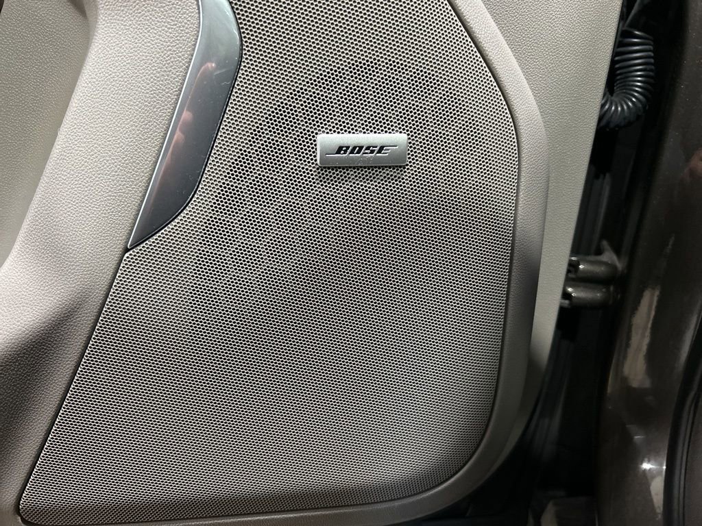 Used 2021 Chevrolet Tahoe LT w/ LT Signature Package image 14