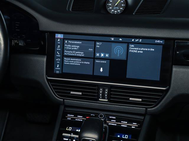 Certified 2020 Porsche Cayenne Coupe AWD/4WD image 29