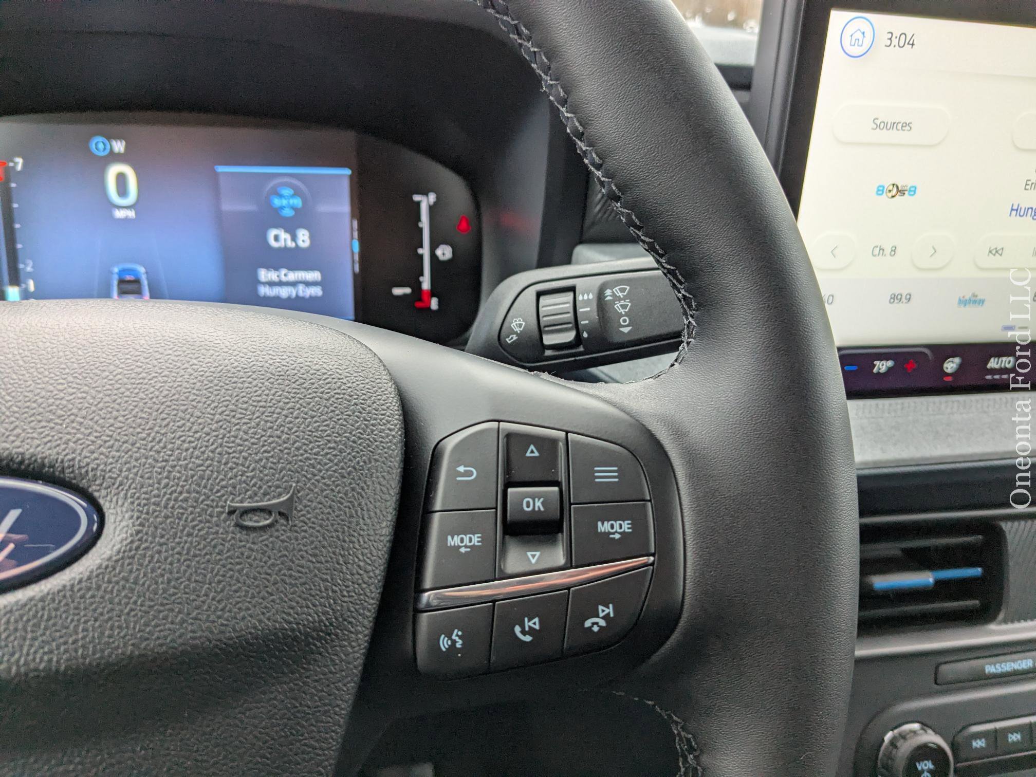 New 2025 Ford Maverick XLT w/ XLT Luxury Package image 31