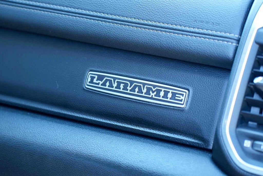 Used 2021 RAM 1500 Laramie AWD/4WD image 15