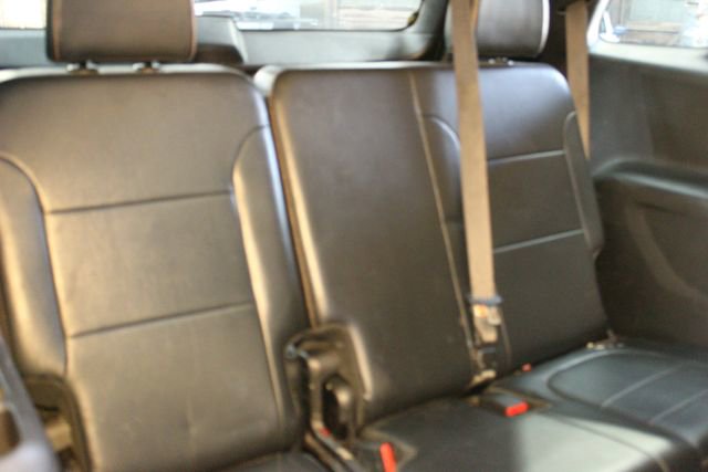 Used 2018 Chevrolet Traverse RS FWD image 12