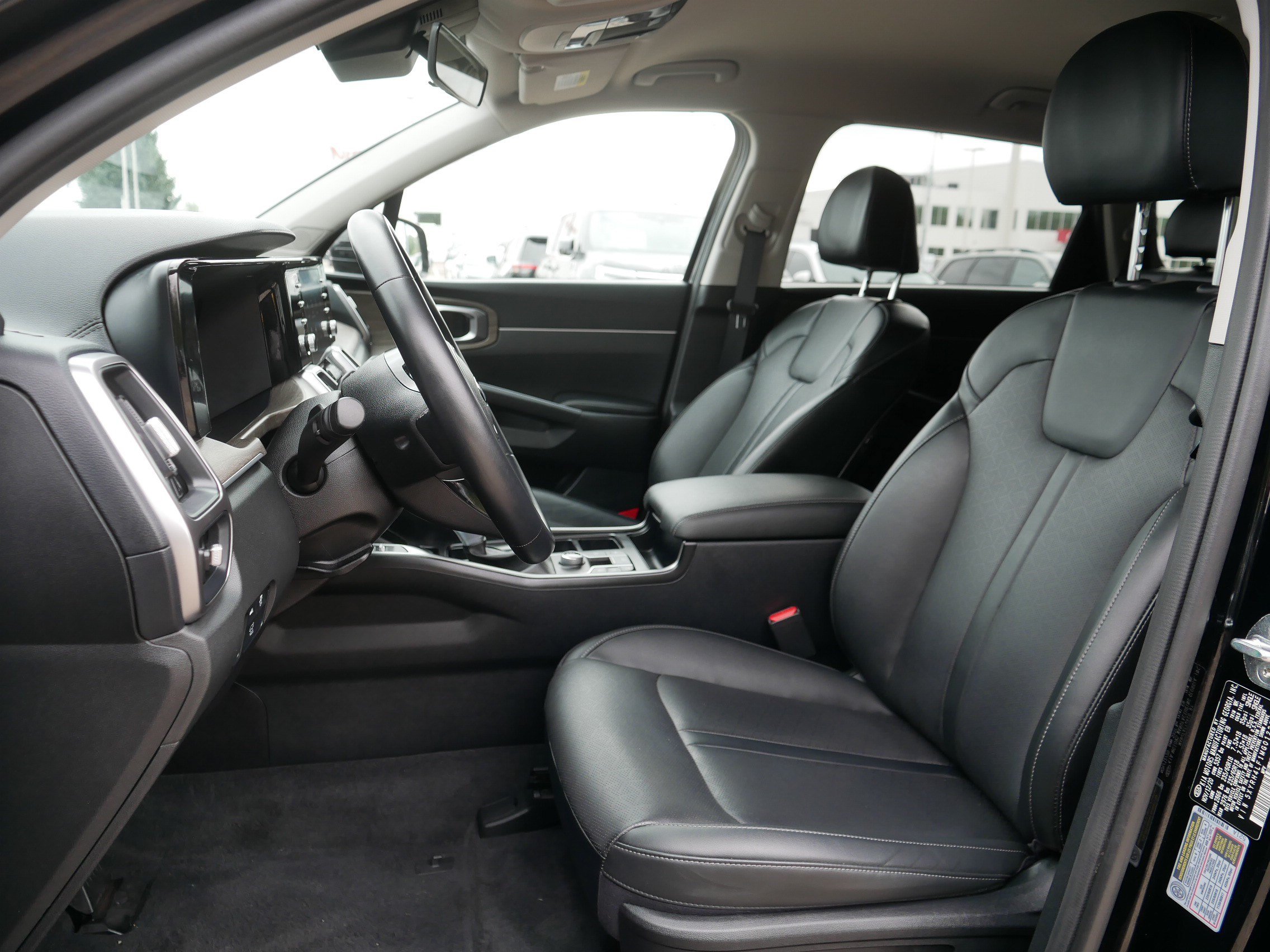 Certified 2021 Kia Sorento EX FWD image 34