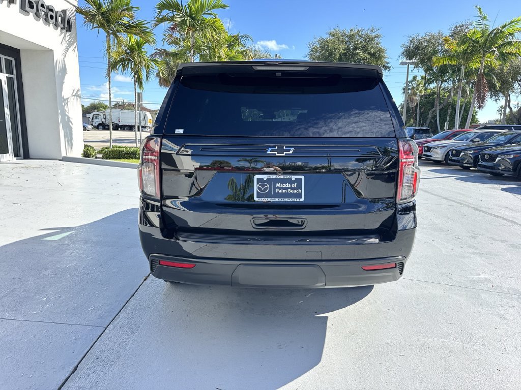 Used 2023 Chevrolet Tahoe Z71 w/ Luxury Package AWD/4WD image 2