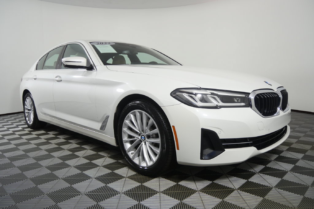 Used 2022 BMW 530i RWD image 7