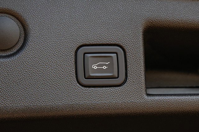 Used 2023 Chevrolet Equinox LT FWD image 33