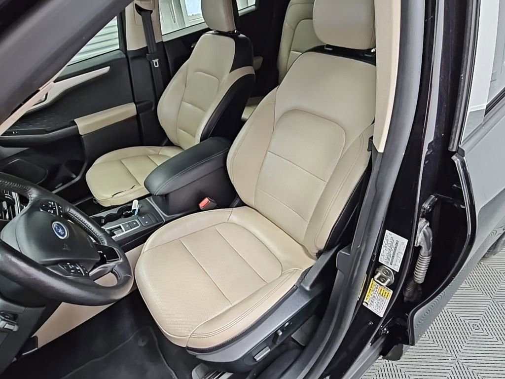 Used 2020 Ford Escape SEL FWD image 28