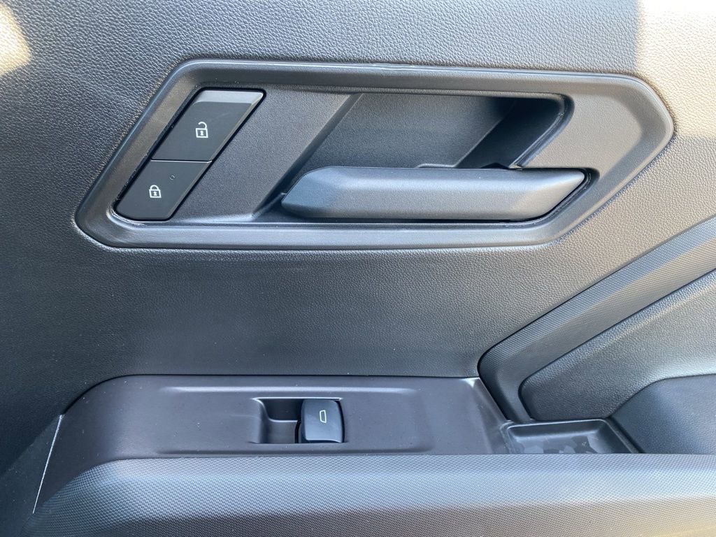 Used 2025 Chevrolet Colorado Trail Boss image 12