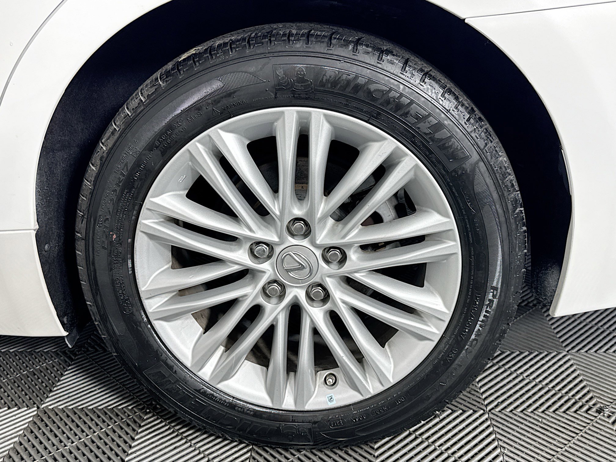 Used 2017 Lexus ES 350 FWD image 36