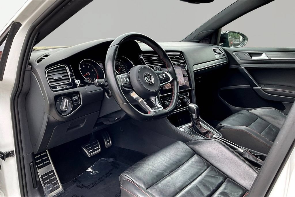 Used 2021 Volkswagen GTI SE FWD image 16