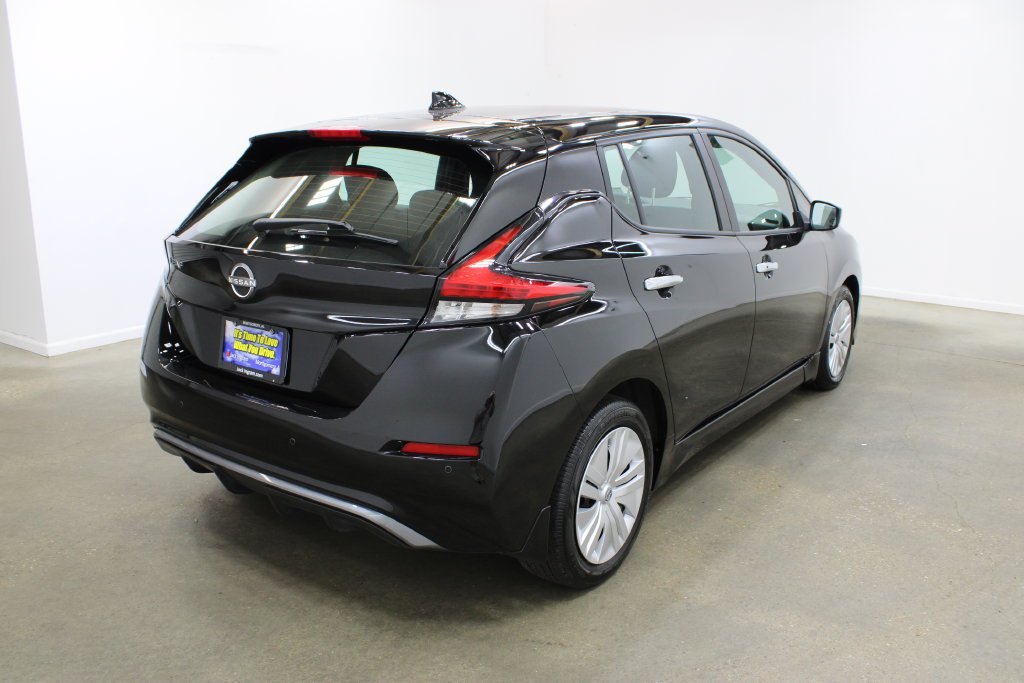 Used 2025 Nissan Leaf S FWD image 5