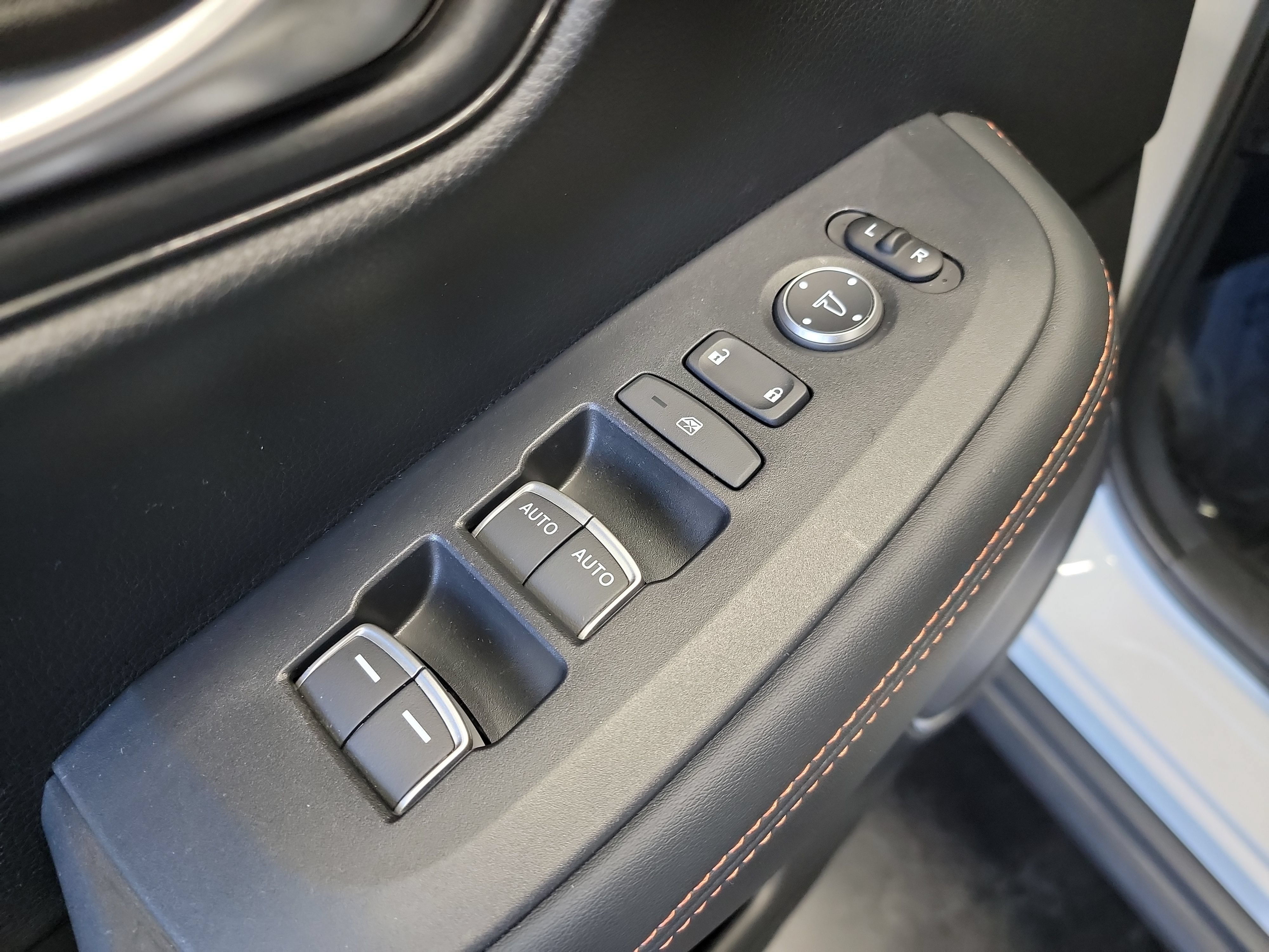 Used 2024 Honda HR-V Sport image 14