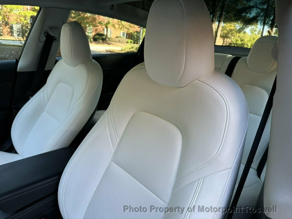 Used 2023 Tesla Model 3 Standard Range RWD image 12