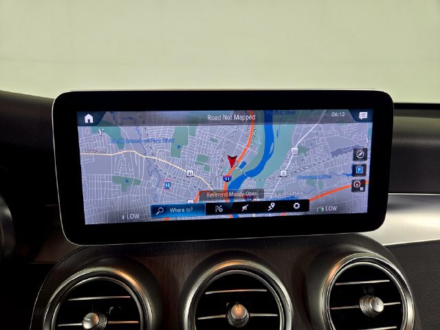 Used 2020 Mercedes-Benz GLC 300 4MATIC image 31