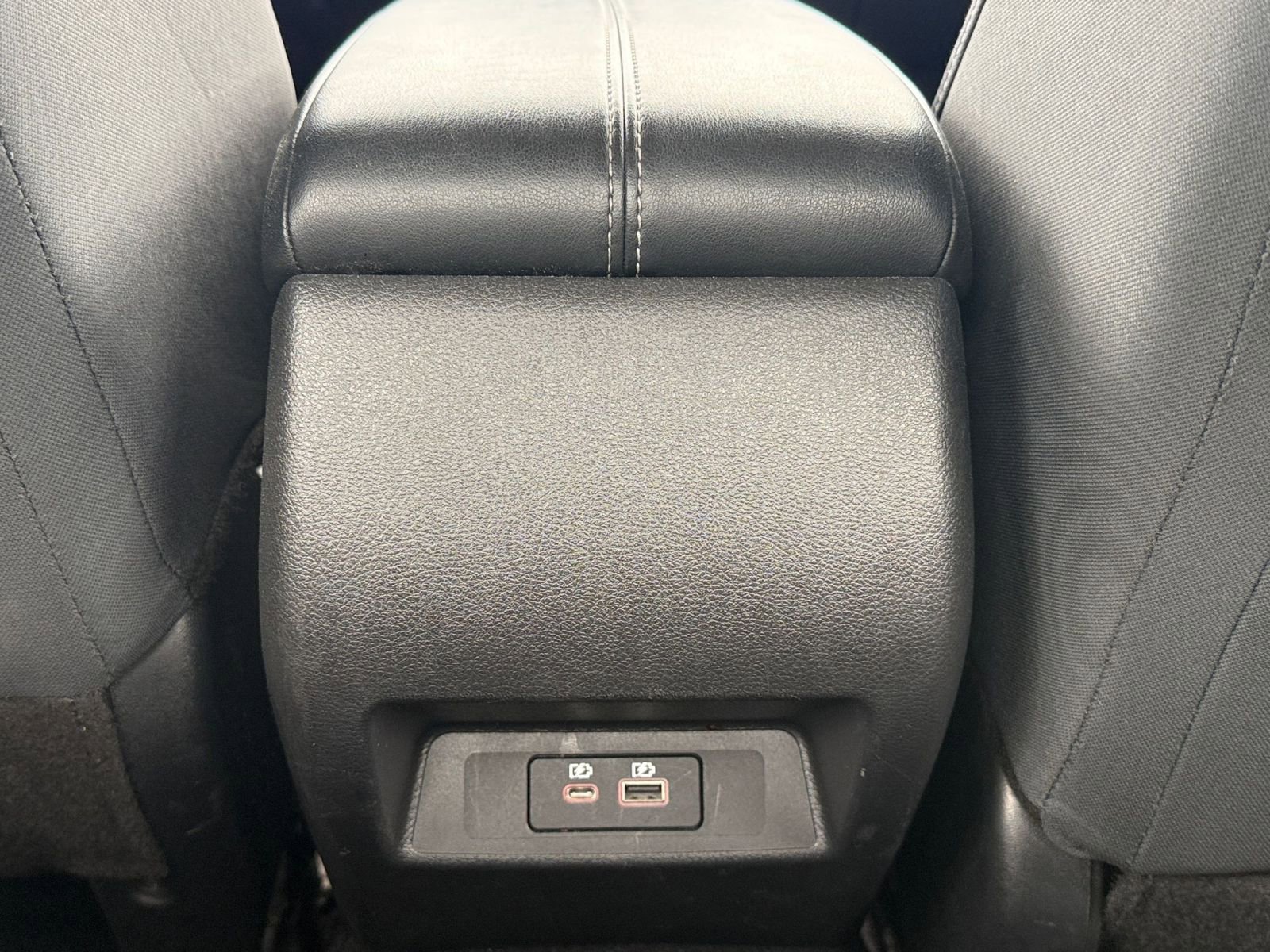 Used 2025 Nissan Altima 2.5 SV FWD image 23