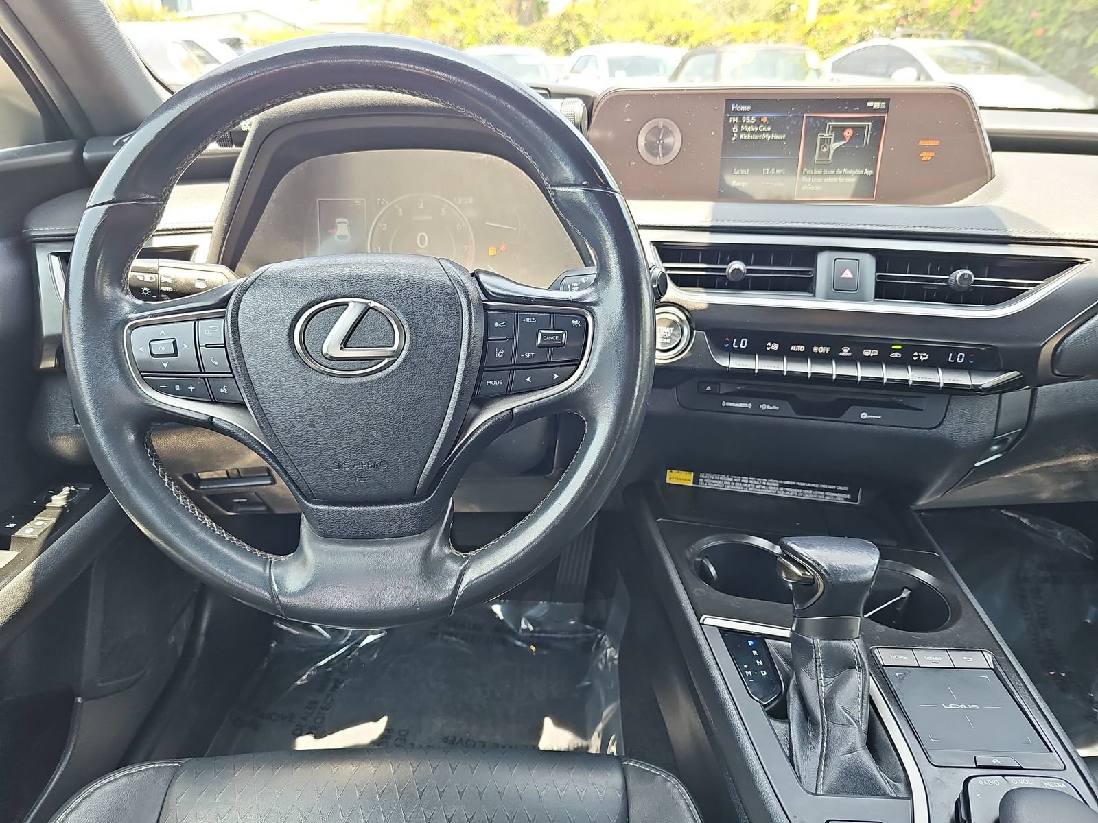 Used 2022 Lexus UX 200 w/ Accessory Package (Z1) FWD image 15