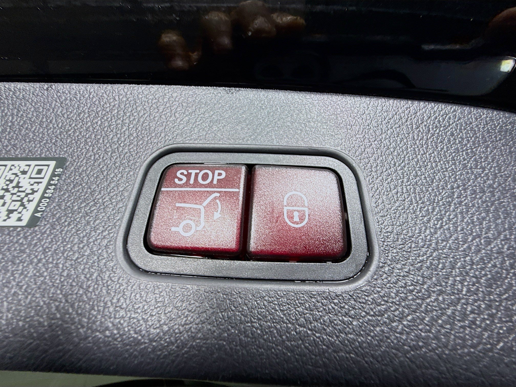 Used 2024 Mercedes-Benz GLC 300 4MATIC image 41