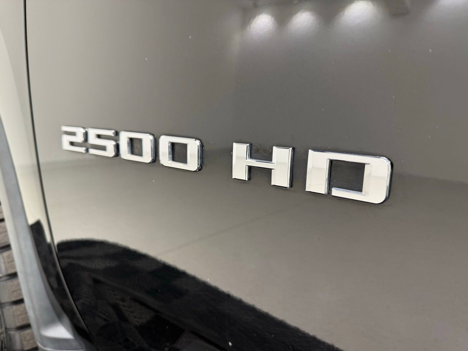 Used 2021 Chevrolet Silverado 2500 LTZ w/ LTZ Plus Package image 13