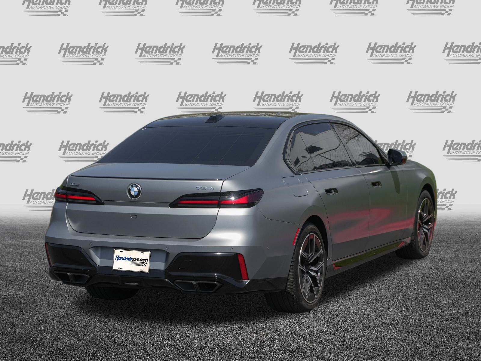 Certified 2023 BMW 760i xDrive AWD/4WD image 8