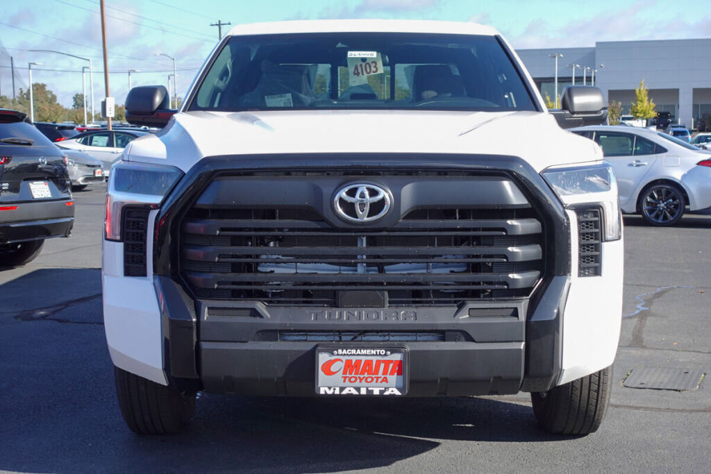 New 2026 Toyota Tundra SR image 8