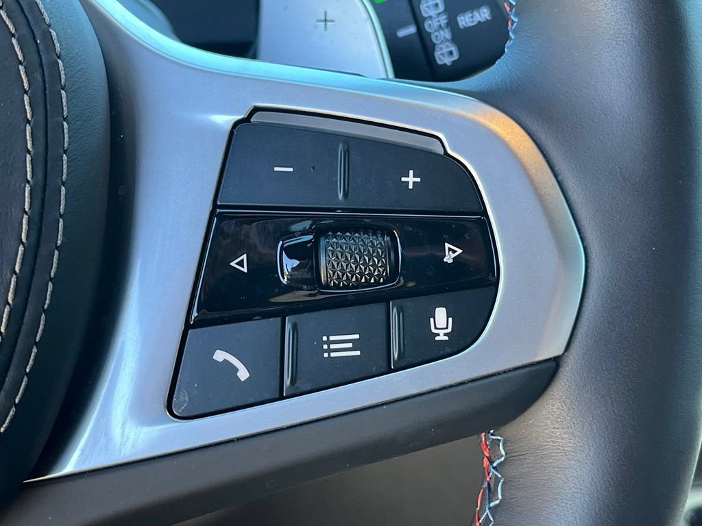 Used 2026 BMW X7 M60i AWD/4WD image 36
