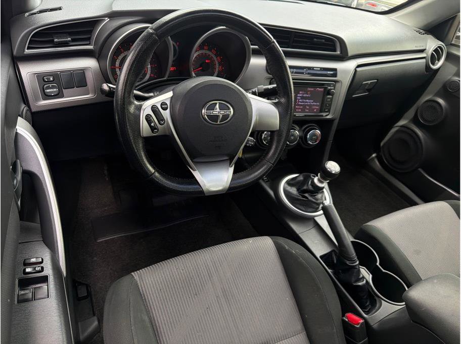 Used 2015 Scion tC FWD image 2