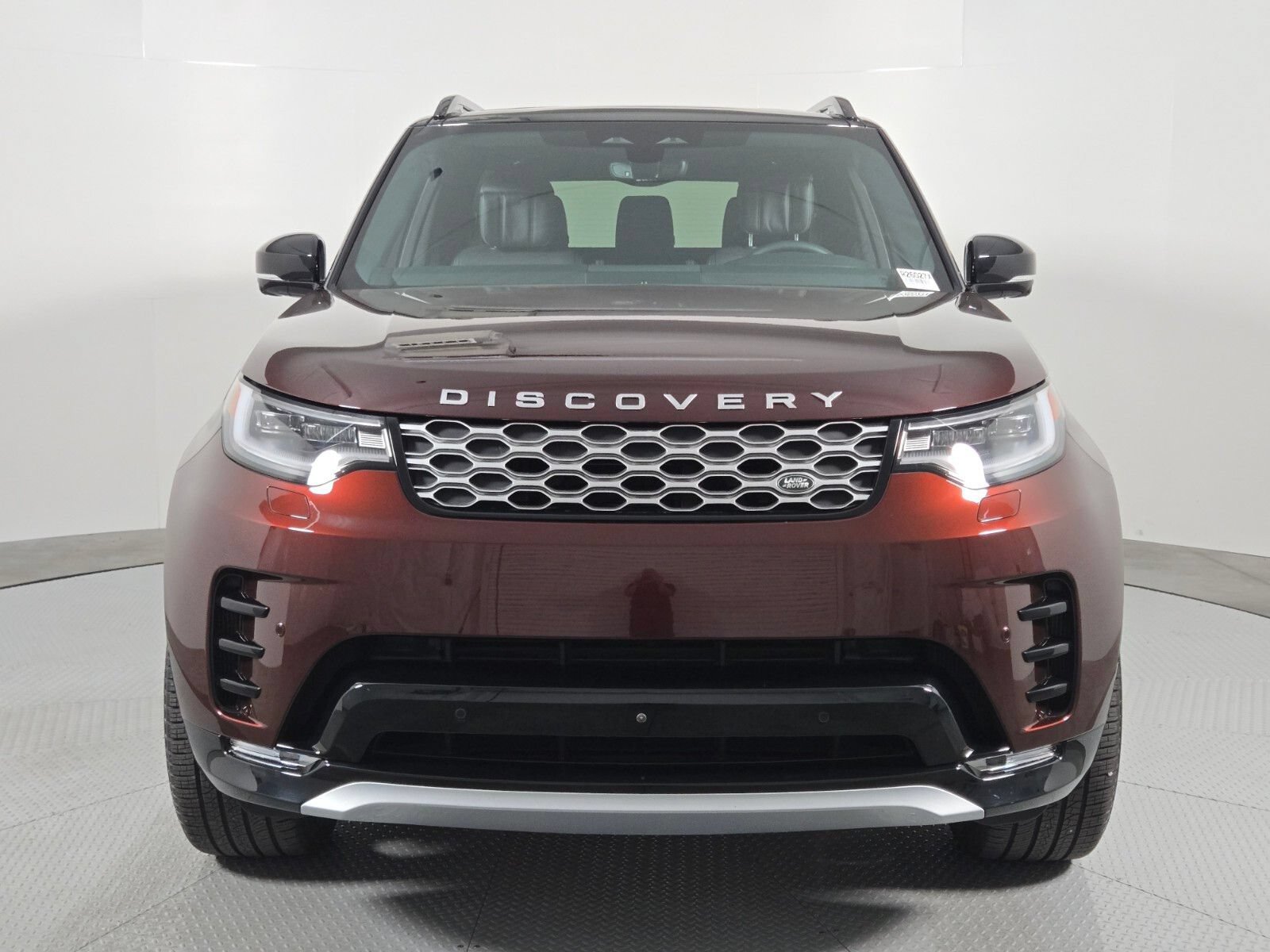 Used 2026 Land Rover Discovery Limited Edition AWD/4WD image 8