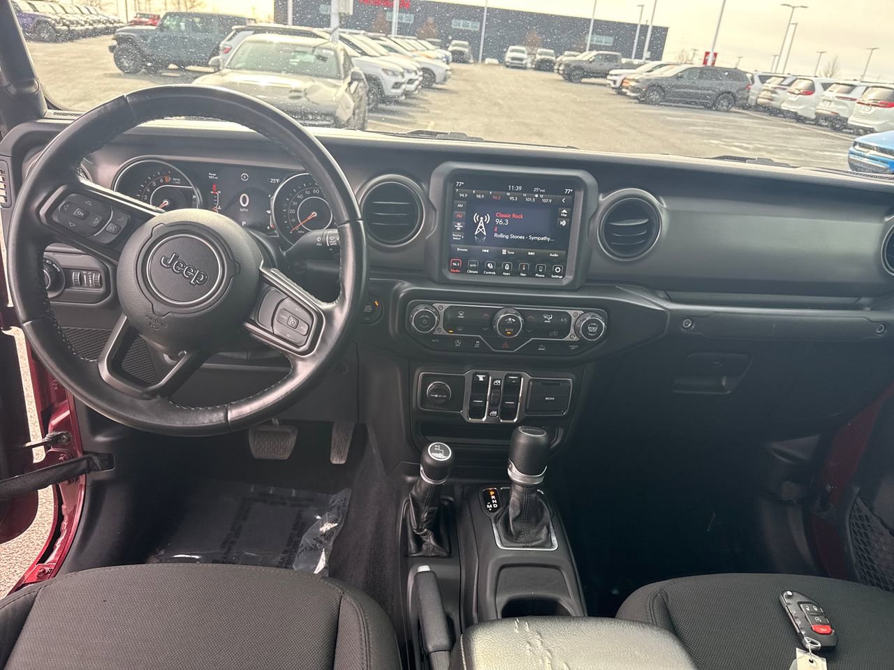 Used 2021 Jeep Gladiator Sport image 16