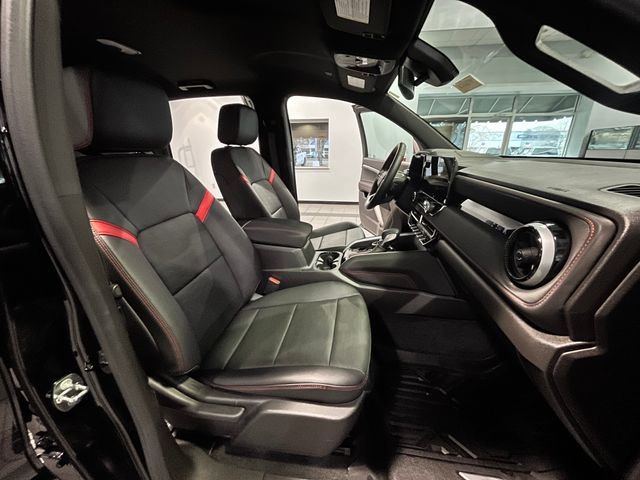 Used 2023 Chevrolet Colorado Z71 w/ Z71 Convenience Package 2 image 13